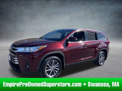 Used 2019 Toyota Highlander XLE w/ Carpet Mat Package (TMS)