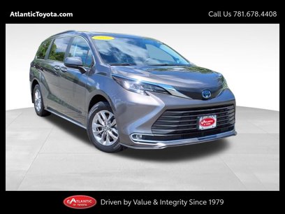 Certified 2022 Toyota Sienna XLE