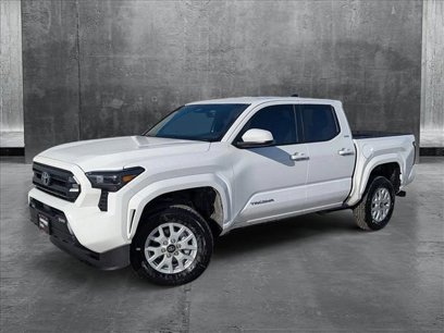 New 2025 Toyota Tacoma SR5