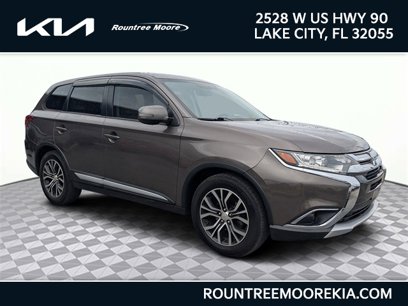 Used 2017 Mitsubishi Outlander SE