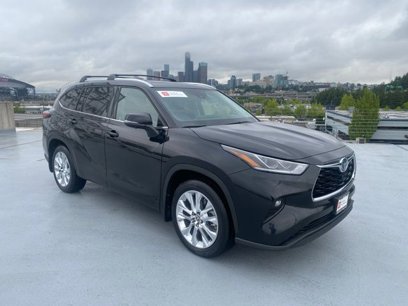 Used 2024 Toyota Highlander Limited