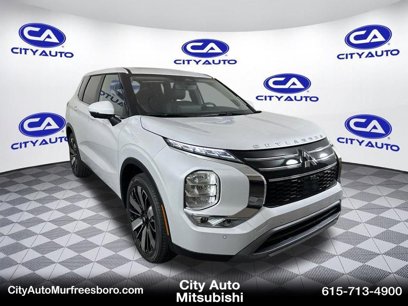 New 2025 Mitsubishi Outlander SE
