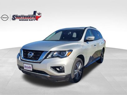 Used 2020 Nissan Pathfinder SV