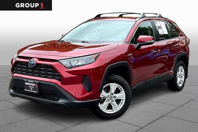 Certified 2021 Toyota RAV4 LE w/ Carpet Mat Package (TMS)