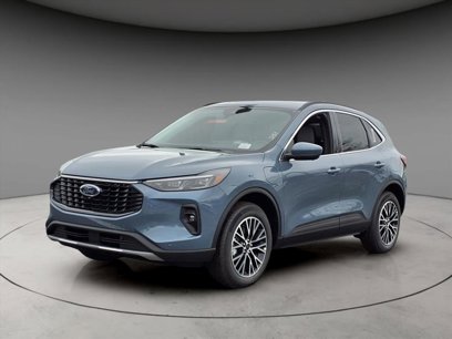New 2025 Ford Escape SE