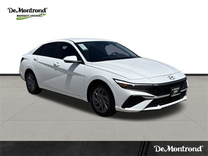 New 2025 Hyundai Elantra Blue