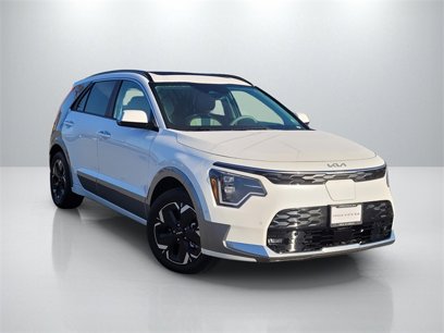 New 2025 Kia Niro Wave w/ Wave Preserve Package