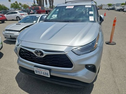 Used 2021 Toyota Highlander XLE