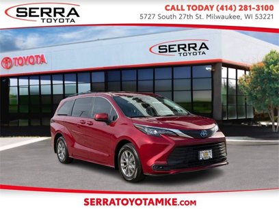 Used 2024 Toyota Sienna LE