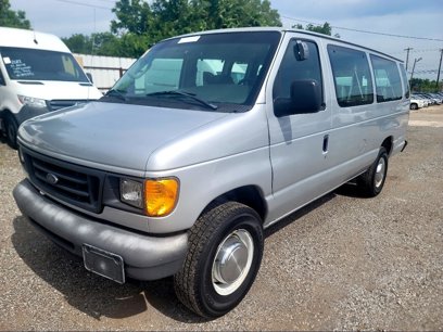 Used 2005 Ford E-350 and Econoline 350 Extended Wagon Super Duty