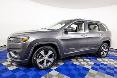 Used 2019 Jeep Cherokee Limited w/ Technology Group