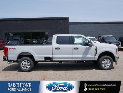 New 2025 Ford F350 XLT w/ FX4 Off-Road Package