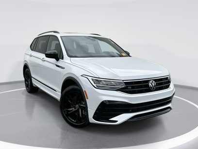 Certified 2023 Volkswagen Tiguan SE R-Line