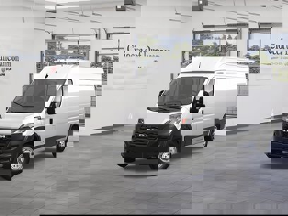 New 2025 RAM ProMaster 2500 w/ Convenience Group