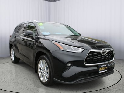 Used 2022 Toyota Highlander Limited