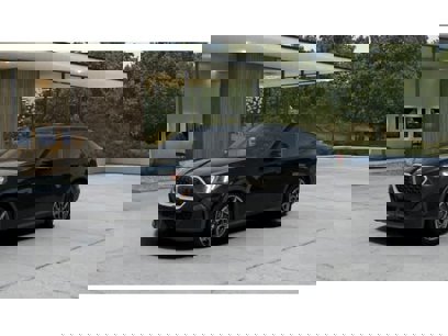 New 2025 BMW X2 xDrive28i w/ Premium Package