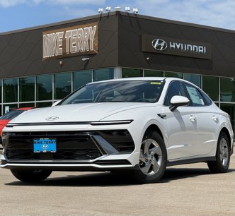 New 2025 Hyundai Sonata SE