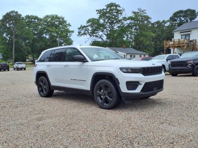 Used 2023 Jeep Grand Cherokee Altitude