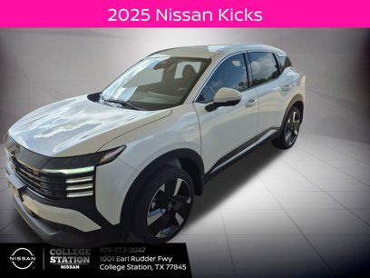 Certified 2025 Nissan Kicks SR w/ Interior Electronics Package
