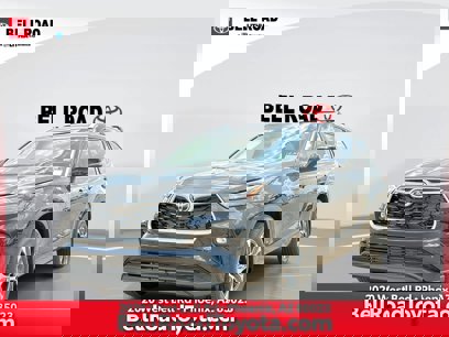 New 2025 Toyota Highlander XLE
