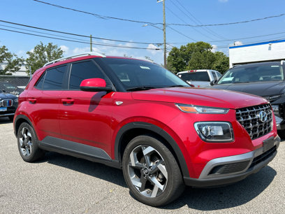 Certified 2023 Hyundai Venue SEL w/ Cargo Package