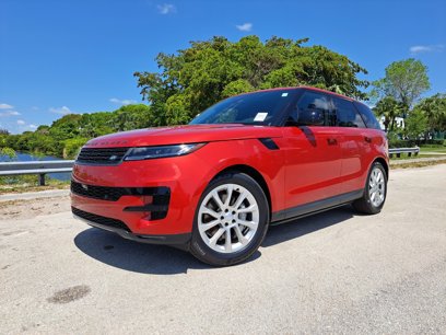 New 2025 Land Rover Range Rover Sport SE