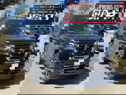 New 2025 Nissan Pathfinder S