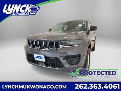 Used 2023 Jeep Grand Cherokee Laredo w/ Trailer Tow Prep Group (B)