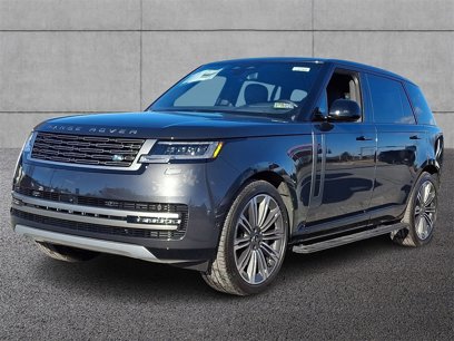 New 2025 Land Rover Range Rover Long Wheelbase SE
