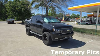 Used 2009 Chevrolet Avalanche LT w/ Suspension Package, Off-Road