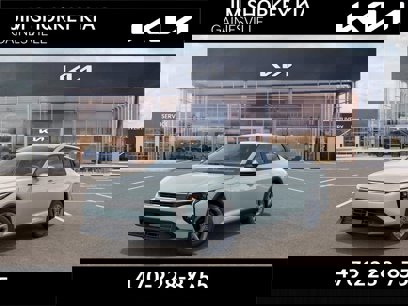 New 2025 Kia K4 LXS
