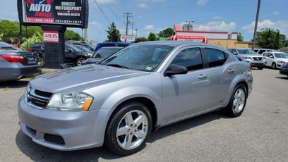 Used 2013 Dodge Avenger SE