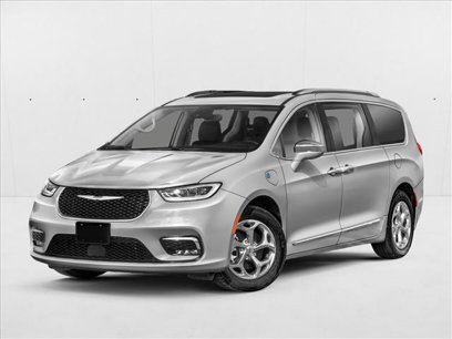 Used 2023 Chrysler Pacifica Limited w/ S Appearance Package