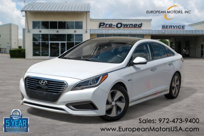 Used 2017 Hyundai Sonata Limited w/ Ultimate Package 02