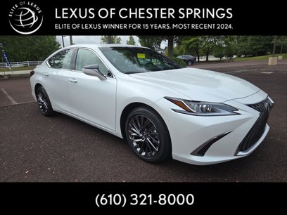 New 2025 Lexus ES 300h w/ Luxury Package