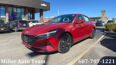 Used 2022 Hyundai Elantra SEL w/ Convenience Package