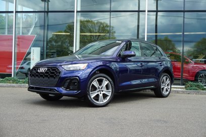 New 2025 Audi Q5 2.0T Premium