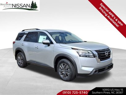 New 2025 Nissan Pathfinder SV