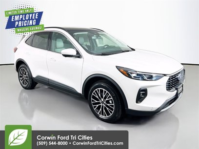 New 2025 Ford Escape SE w/ PHEV Premium Package