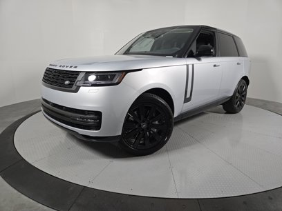 New 2025 Land Rover Range Rover SE