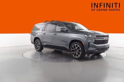 Used 2021 Chevrolet Suburban RST w/ Luxury Package
