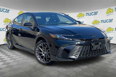 Used 2025 Toyota Camry SE
