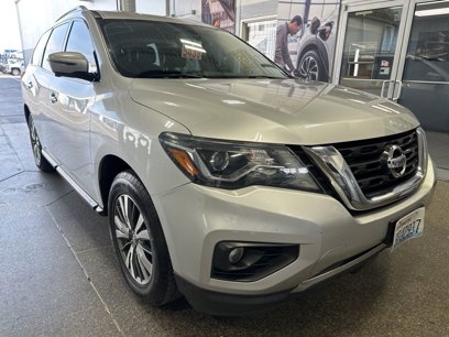 Used 2018 Nissan Pathfinder SL