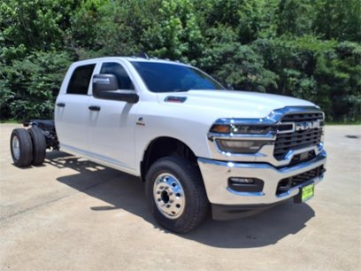 New 2025 RAM 3500 Tradesman w/ Chrome Appearance Group