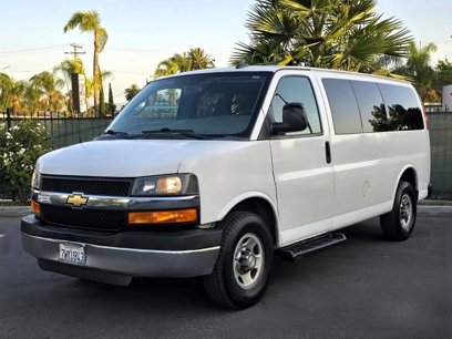 Used 2016 Chevrolet Express 3500 LT w/ LT Preferred Equipment Group