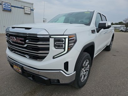 New 2025 GMC Sierra 1500 SLT w/ SLT Convenience Package