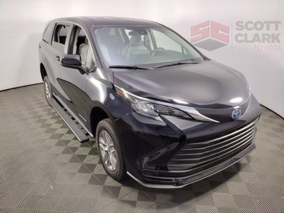 Used 2024 Toyota Sienna LE