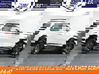New 2025 Ford Explorer Active w/ Active Comfort Package