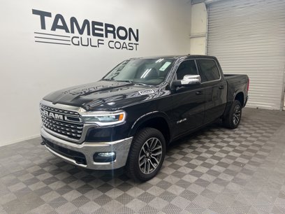 New 2025 RAM 1500 Limited w/ Off Road Group