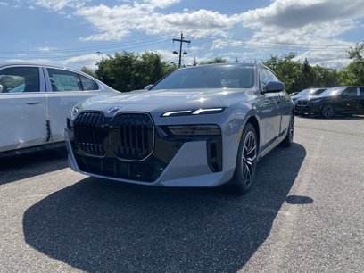New 2025 BMW 760i xDrive